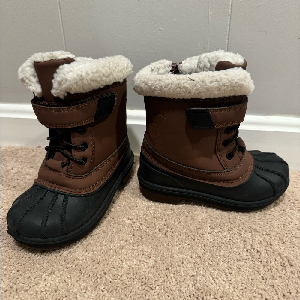 Toddler Snow Boots 9 Cat & Jack